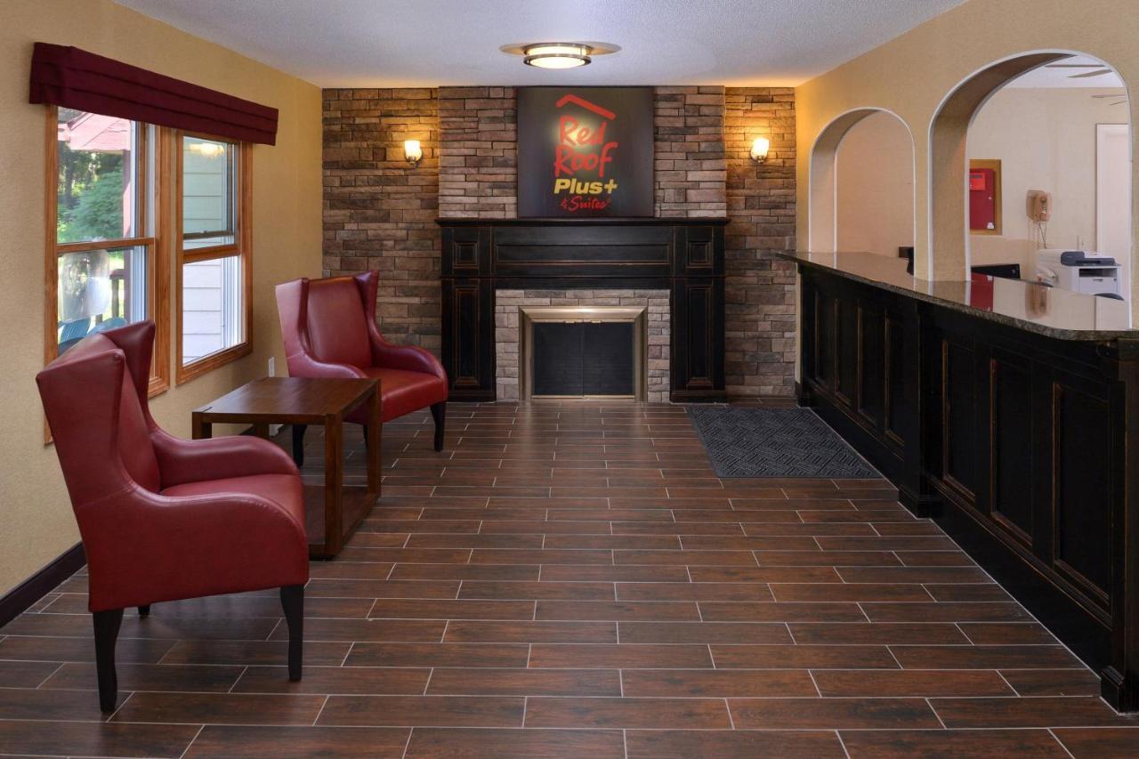 Red Roof Inn Plus+ & Suites Guilford Kültér fotó